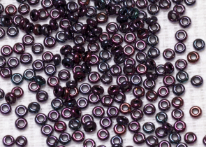 Бисер Япония DEMI 11/0 10г 0504 фиолетовый ирис, металлизированный золотом